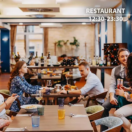 Hotel Colorfactory - Czech Leading