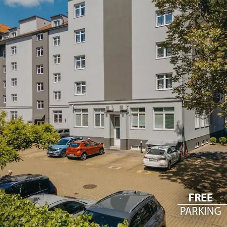 Colorfactory - Czech Leading 4* Praga