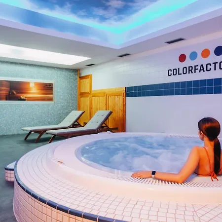 Colorfactory - Czech Leading