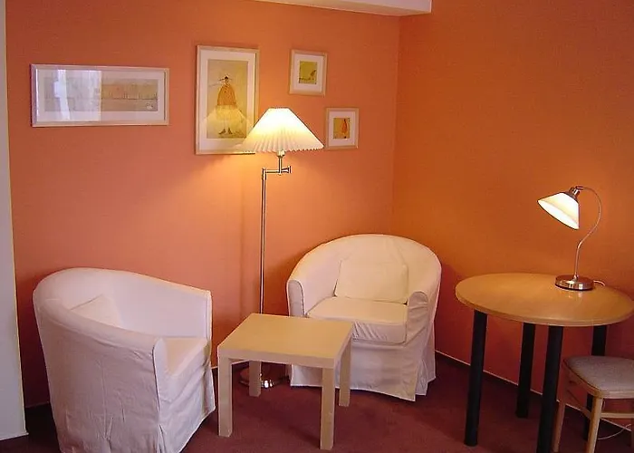 ホテル Colorfactory - Czech Leading 4*